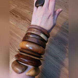 SOLD LOCALLY Wood bangles ring beach Tiki tropical bracelet Set Vintage